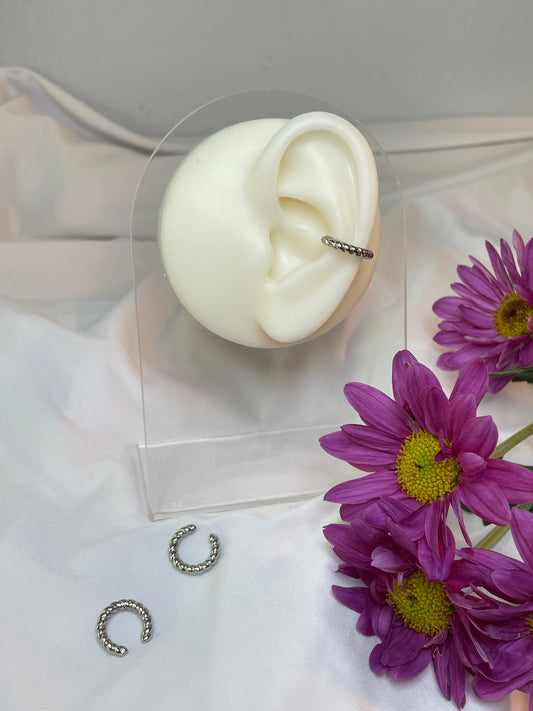 Twist Earcuff (Silver)