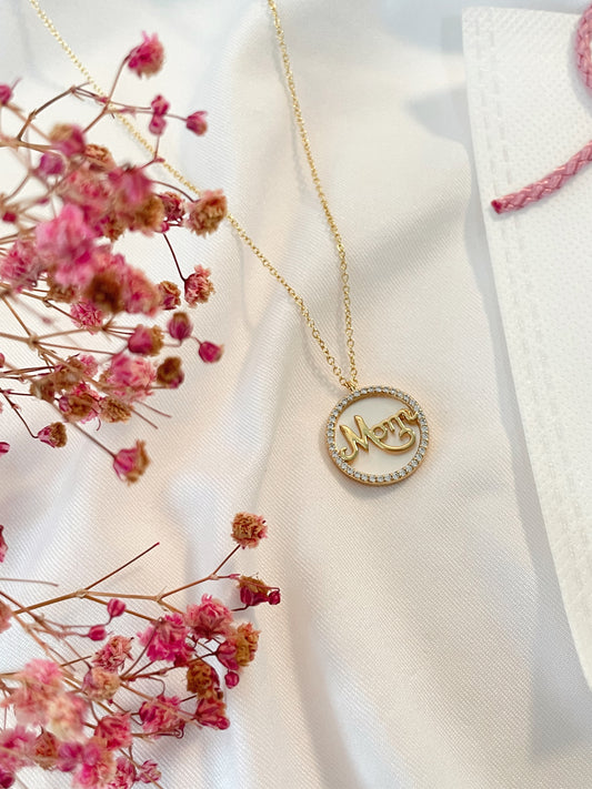 MOTHER Pearl Necklace