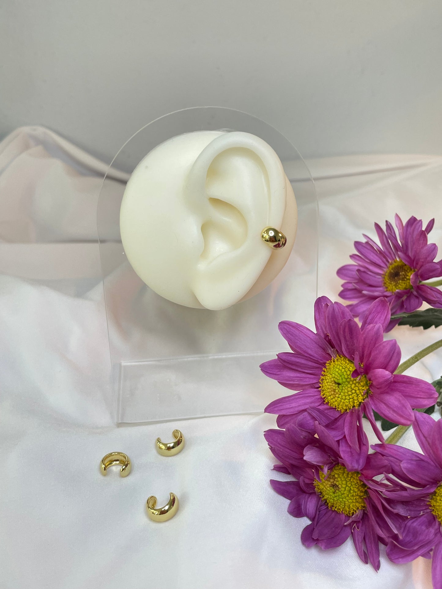 Liza Gold Earcuff